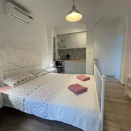 Studio Apartman Barbeta Grebaštica 外观 照片