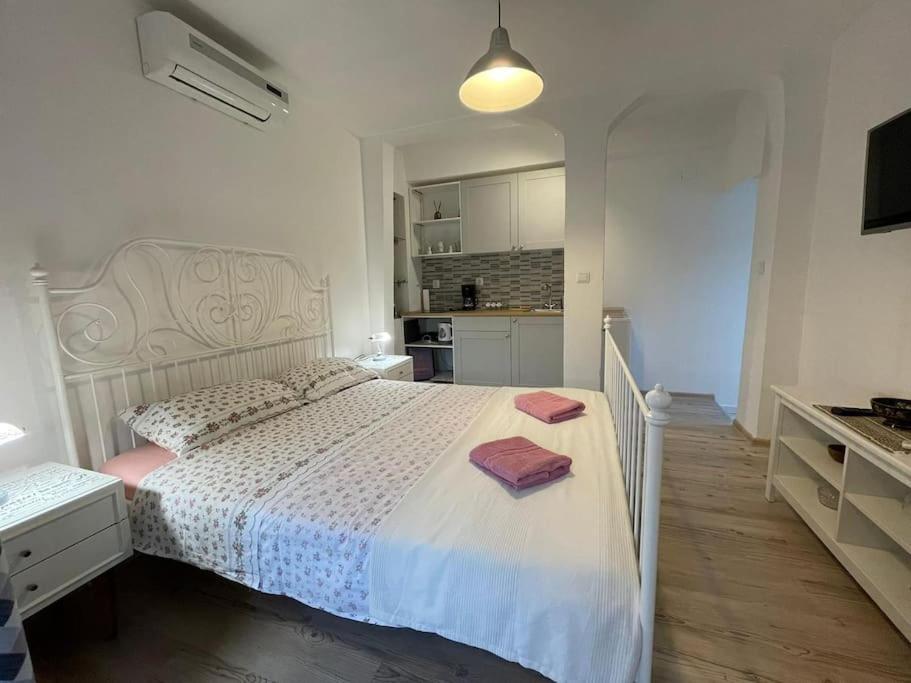 Studio Apartman Barbeta Grebaštica 外观 照片